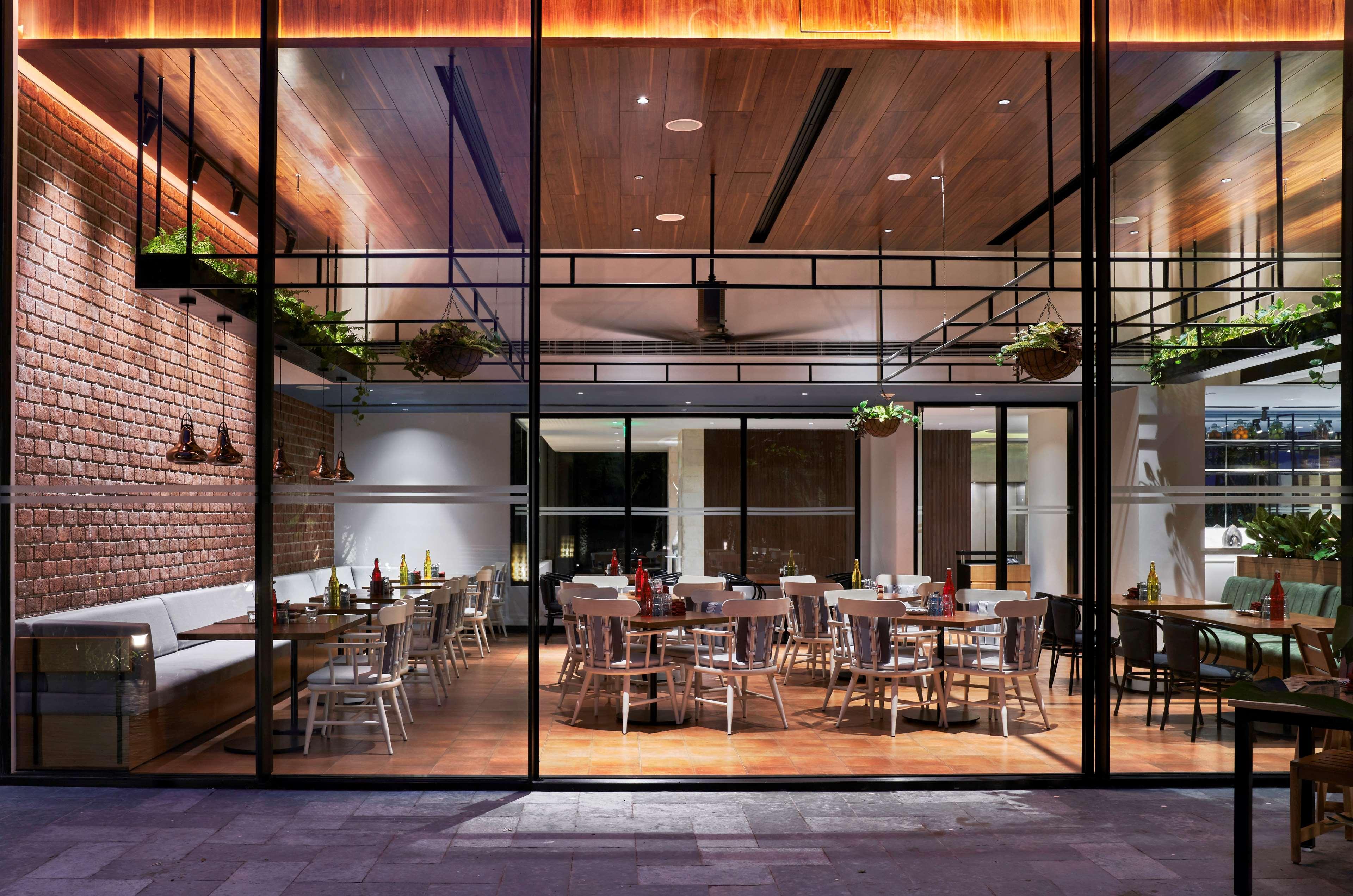 班加罗尔mg路凯悦中心酒店 外观 照片 The interior of the restaurant